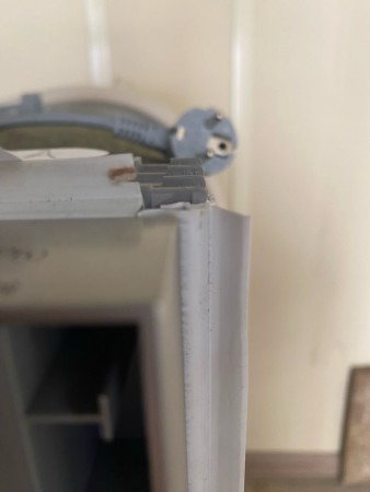 посудомоечная машина bosch spv-6hmx1mr inverter,незначительные внешние дефекты,с признаками использо