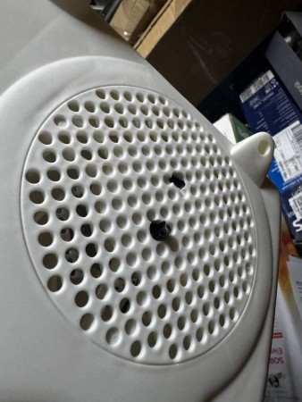 тепловентилятор oasis ls-20, скол пластика, трещина на корпусе