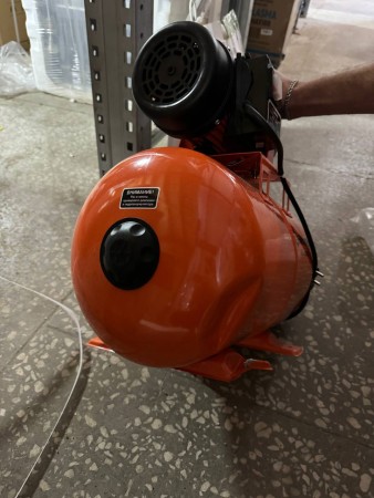 насосная станция вихрь асв-1200/24н, сильное замятие на корпусе и на основании корпуса, нет упаковки