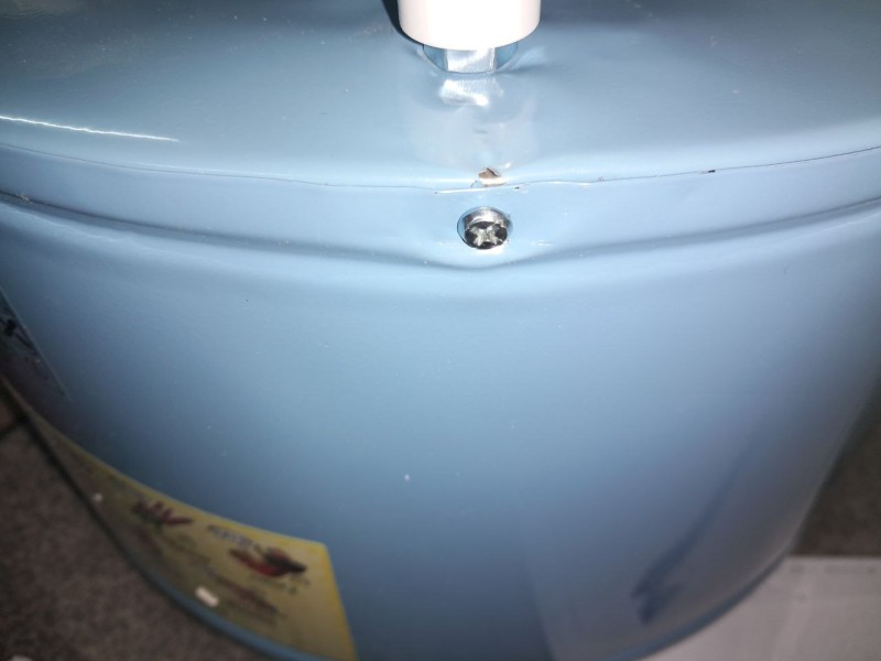 Электросушилка Элвин СУ-1 (6 поддонов), вмятины на дне