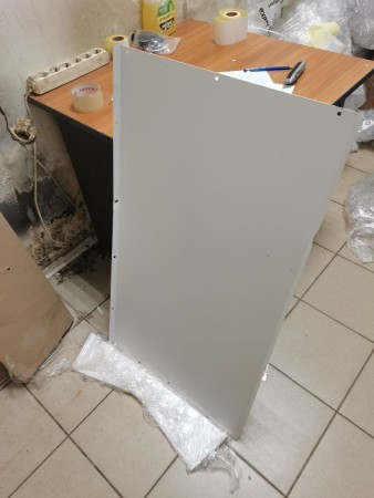 козырек ballu 1000*550, погнут, царапины, создрана краска