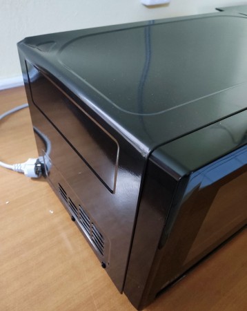 микроволновая печь lg ms-2042db, вмятина сверху левый угол
