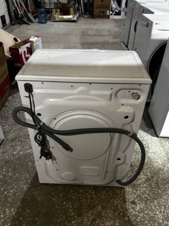 стиральная машина candy cso4 276twm-07 smart pro steam, потертости и царапины. замятие сбоку 