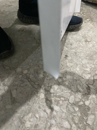 ограждение ballu 500*800*600 замятия, потертости , содрана краска, нет 2-х болтов