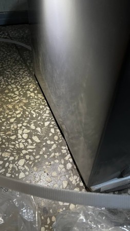 морозильник willmark cf-190idg серый inverter (до -15 с)- замятия по корпусу