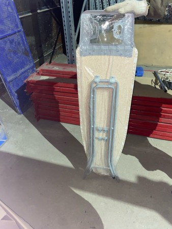 гладильная доска ника белль классик 1, потертости на подставке для утюга, нет заглушек на ножках