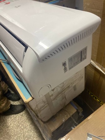 сплит-система royal clima rc-vx22hn vela nuova, мелкие царапинки на корпусе