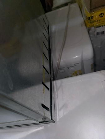 духовой шкаф oasis d-45mmb,нет упаковки ,вмятины на тыльной стороне и на верху, небольшие потертости