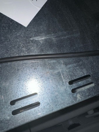 духовой шкаф oasis d-45mmb,нет упаковки ,вмятины на тыльной стороне и на верху, небольшие потертости