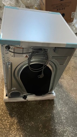 сушильная машина lg dc90v5v0w inverter ,снизу вмятина