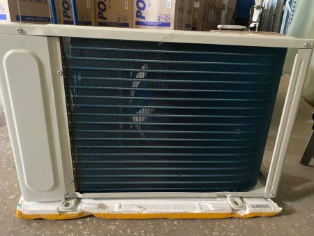 сплит-система dahatsu da-07h legend (внеш. блок), сбоку замятие возле кранов