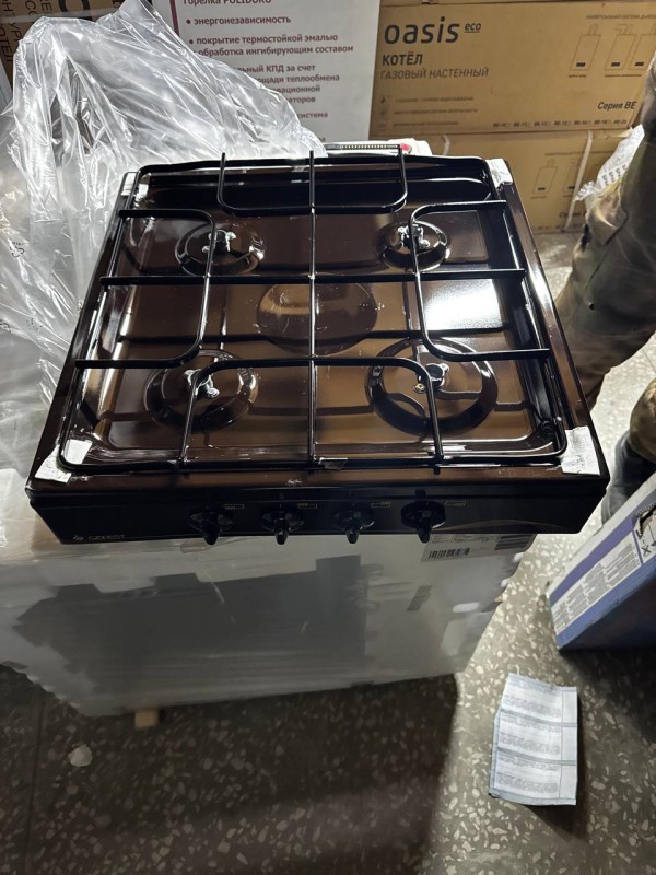 Настольная газовая плита Gefest 900 К17 коричневый, замятия, содрана краска, царапины