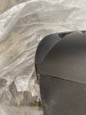 портативная колонка vr partyboom 200,многочисленные трещины по корпусу, нет коробки