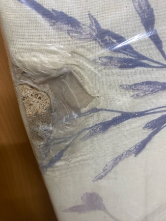 гладильная доска ника белль классик 2, дырка на чехле,потертости на ножках