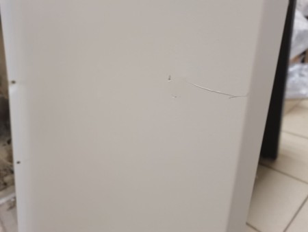 козырек ballu 1000*550, погнут, царапины, создрана краска