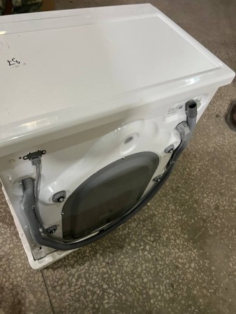 стиральная машина beko wspe 6h616 w inverter, steam, без дефектов, нет упаковки, царапины и потертос