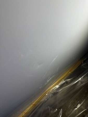 морозильник pozis fh-258-1, точечные вмятины по корпусу, вмятины, потертости , нет ножки