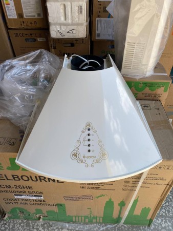 вытяжка gefest во 1604 k54 кремовый, маленькая царапина, вмятина с боковой части корпуса, трещинки