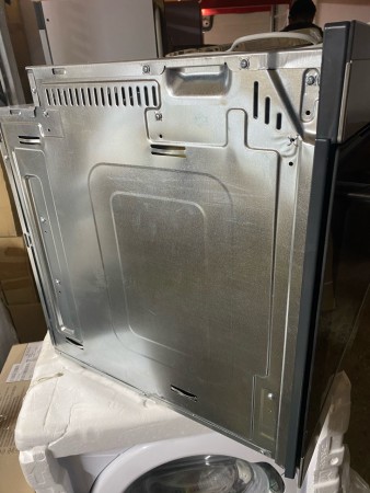 духовой шкаф hansa boei 697220 x-type, отсутствует упаковка, вмятина с боку, царапина