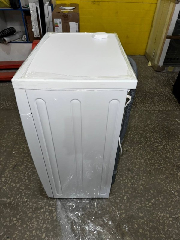 Стиральная машина Atlant 60У107, нет документов, нет упаковки, замятие на барабане, замятие сзади