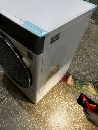 сушильная машина lg dc90v9v9e inverter, замятия по бокам