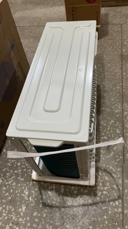 сплит-система royal clima rc-vx22hn vela nuova вмятина снизу на внешнем блоке