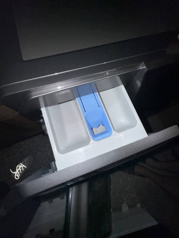 Стиральная машина Hiberg i-DDQ9-612 Sd Inverter, темно-серый,царапины на люке и по корпусу малозамет