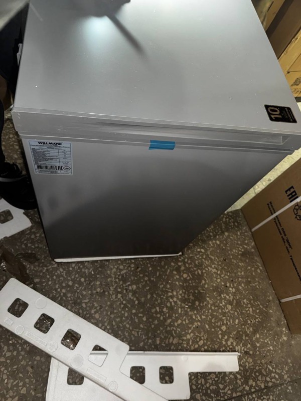Морозильник Willmark CF-270IDG серый Inverter (до -15 С)-№2 точ.вмятины , царапины,содрана краска