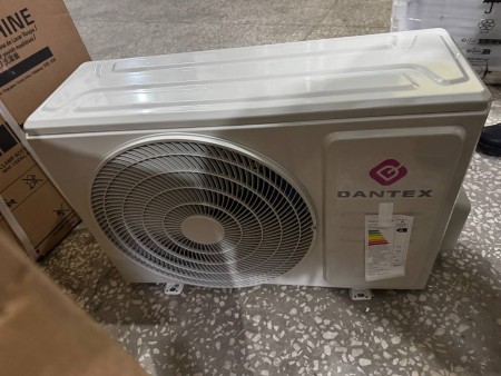сплит-система dantex rk-09sdm4 corso, вмятины на внешнем блоке