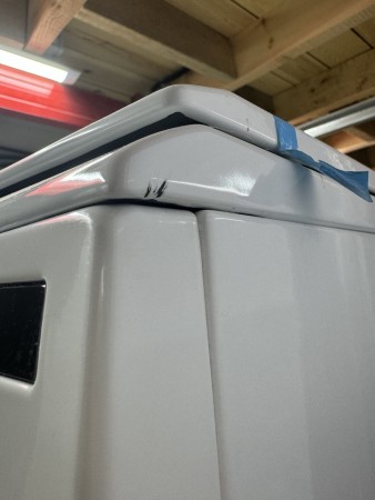 газовая плита hansa fcgw 61000 integra, без упаковки, нет 3-х конфорок, царапины на корпусе