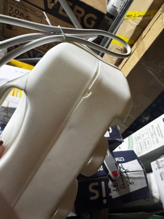 тепловентилятор oasis ls-20, скол пластика, трещина на корпусе