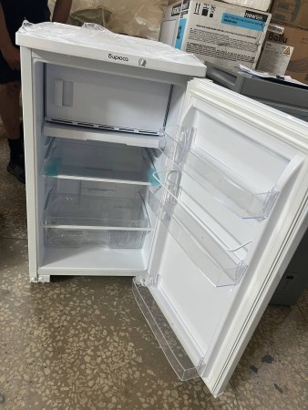 холодильник бирюса 108 белый. нет упаковки