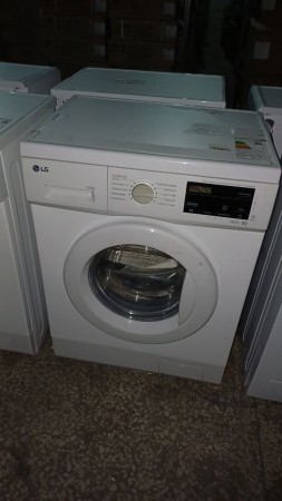 стиральная машина lg f2j3ws0w spasteam-,трещина на крышке,отсутствует регулятор.потертости,вмятины