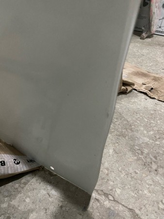 ограждение ballu 500*800*600 замятия, потертости , содрана краска, нет 2-х болтов