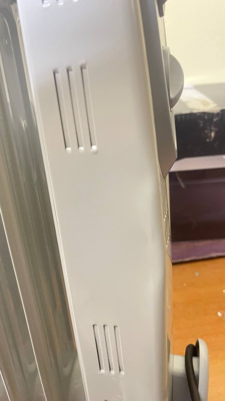 Масляный радиатор Oasis US-10,вмятина на секции