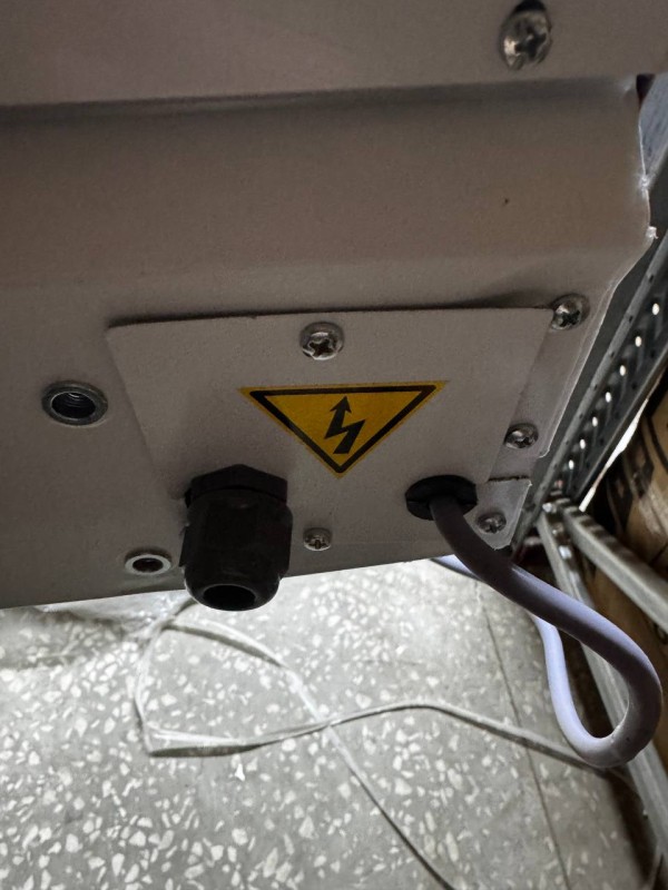 Тепловая завеса Тепломаш КЭВ-6П1264Е, замятия и потертости на корпусе