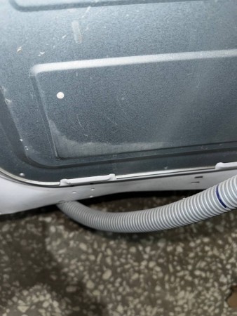 стиральная машина lg f2j3ws1w steam-, вмятины, трещина на крышке, царапины, потертости 