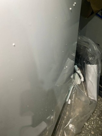 электро плита hansa fcew 54120 integra,сломан переключатель, вмятина сбоку, на крышке царапины