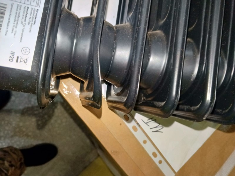 Масляный радиатор Ballu Classic BOH/CL-11 BRN 2200 (11 секций), замятие