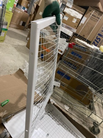 ограждение ballu 500*800*600 замятия, потертости , содрана краска, нет 2-х болтов