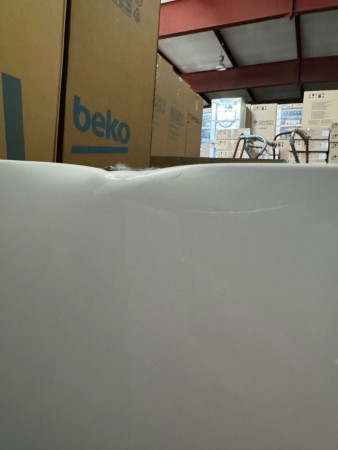 посудомоечная машина beko bdin16520 inverter, нет упаковки, замятие с боку, царапины на корпусе