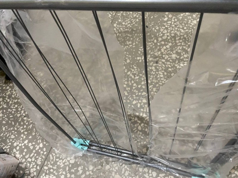 Сушилка для белья Ника СБ4 на ванну (серый), погнута, нет упаковки