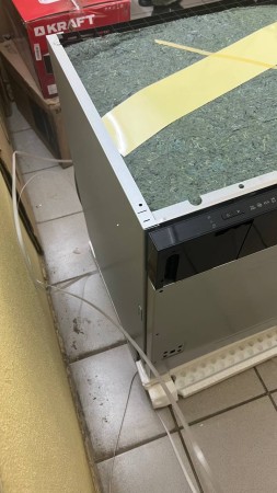 посудомоечная машина hansa zim 655 q, повреждена упаковка