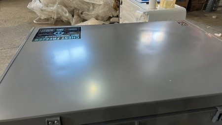 морозильник willmark cf-270idg серый inverter (до -15 с) вмятины многочисленные сверху