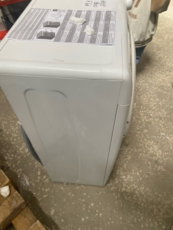 стиральная машина candy cso34 106t1/2-07 smart pro steam, вмятина на лицевой стороне