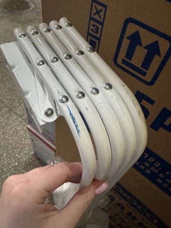 сушилка для белья ника сн 120 (белый) настенная, потертости  и небольшие замятия