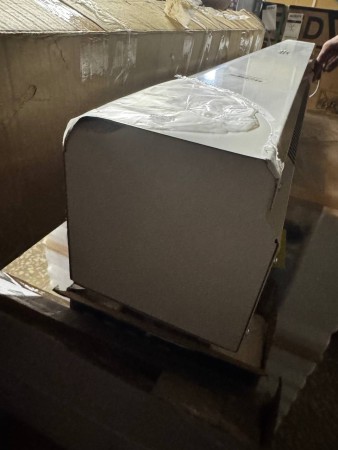 тепловая завеса тепломаш кэв-6п1264е, замятия и потертости на корпусе