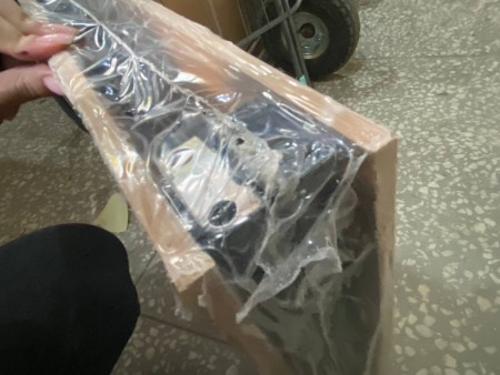 стол ника пст (мдф), повреждены углы