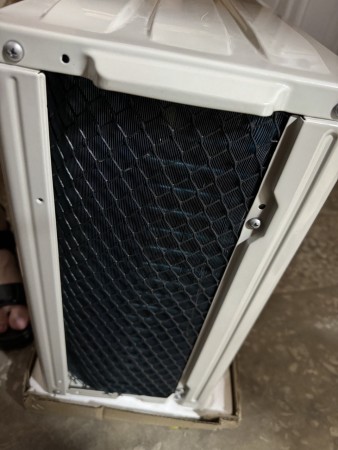 сплит-система ballu bsvi-07hn8 discovery dc inverter r32, вмятина на внеш.блоке,новый, сломана скоба