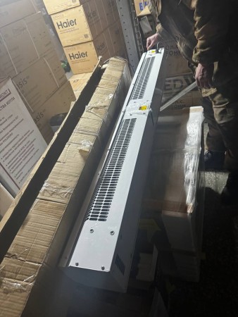 тепловая завеса тепломаш кэв-6п1264е, замятия и потертости на корпусе